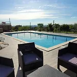Bed & Breakfast Le Petit Nid Du Quercy