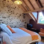 Le Petit Nid Du Quercy Bed & Breakfast 3*