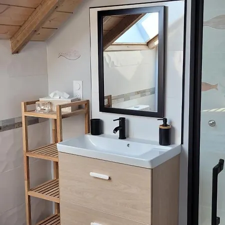 Le Petit Nid Du Quercy Bed and Breakfast Anglars-Nozac