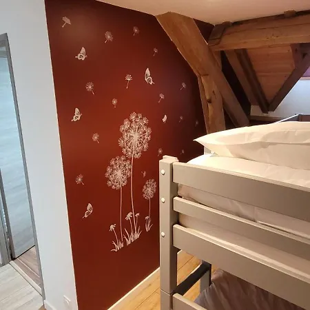 Le Petit Nid Du Quercy Bed and Breakfast Anglars-Nozac