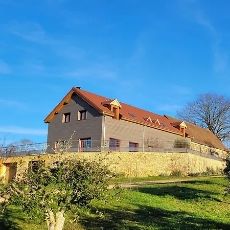Le Petit Nid Du Quercy Bed and Breakfast Anglars-Nozac